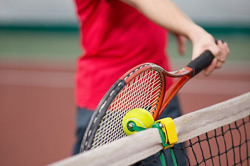 Тренажер для большого тенниса 