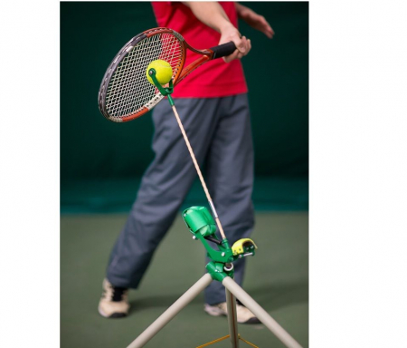 Профессиональный тренажер для тенниса 