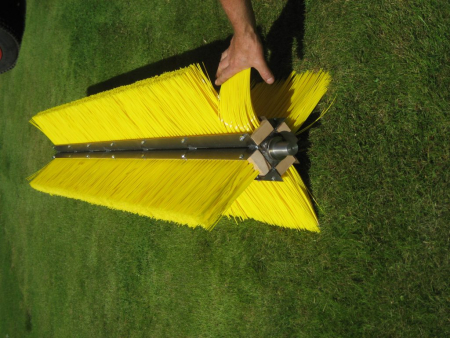 Cкарификатор /уборщик Turf-Tidy 3000